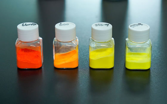 Good price OEM 4.7 G/Cm3 Density LED Phosphor Powder , Luminescent Phosphor For Lighting online